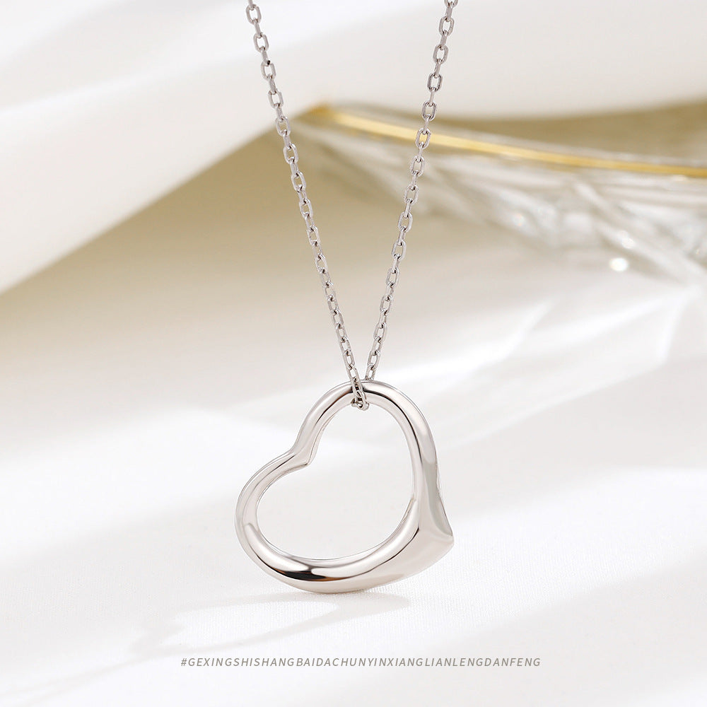 Temperamental Minority Ornament S925 Sterling Silver Hollow Heart Necklace