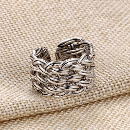 Simple Retro Cross-Wound Braided Twist Ring