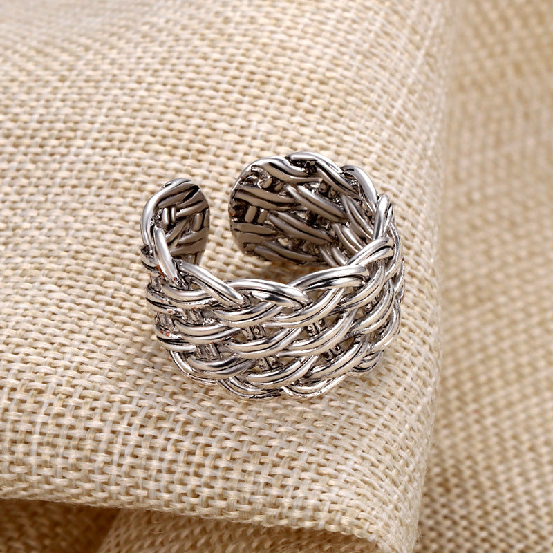 Simple Retro Cross-Wound Braided Twist Ring