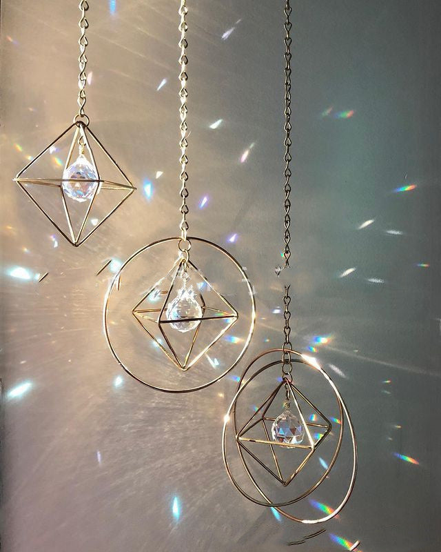 Fantastic window decoration, sunbathing with 63mm crystal pendant