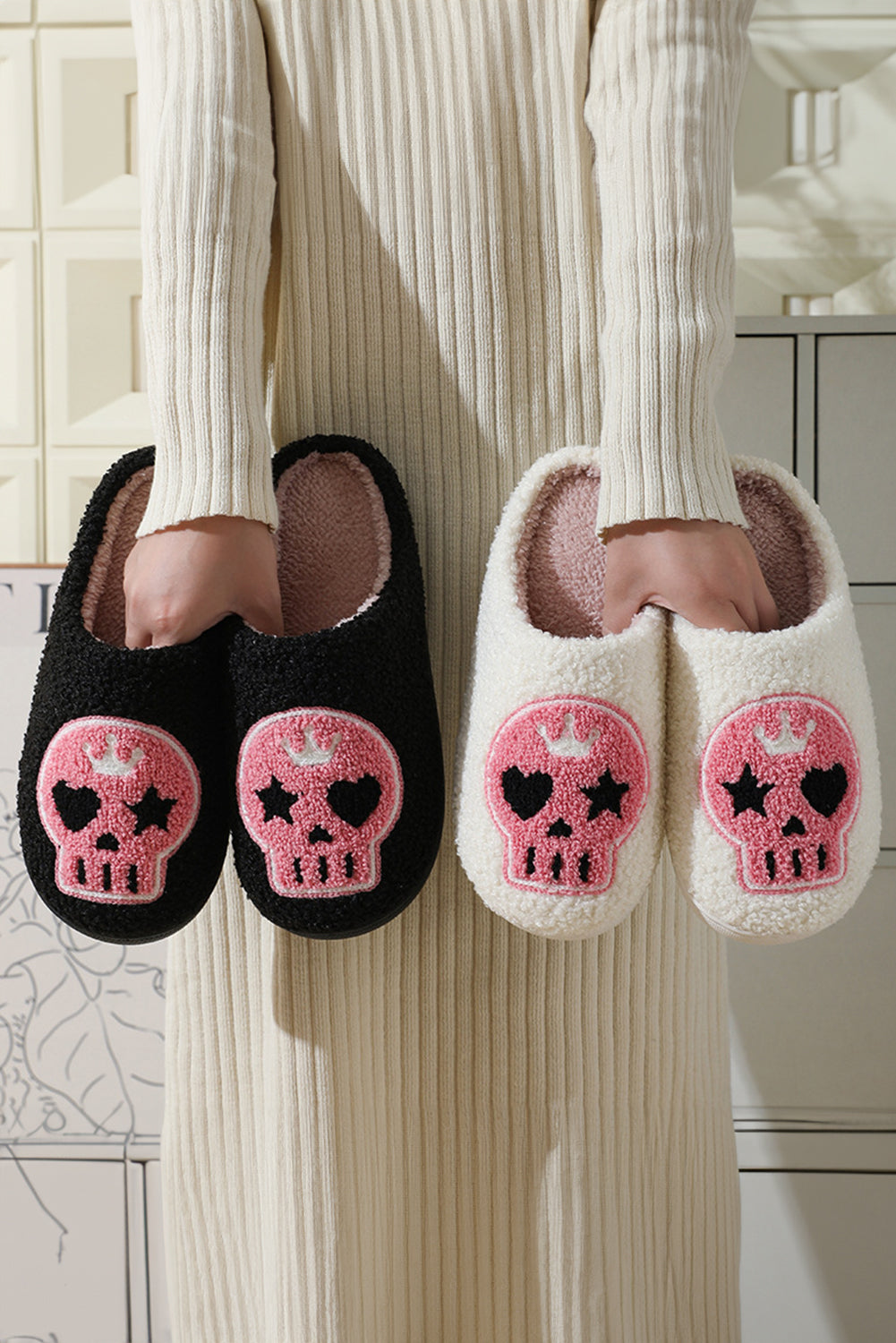 White Halloween Skull Printed Plush Winter Home Slippers