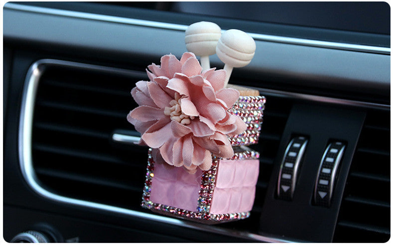 Car flower outlet perfume