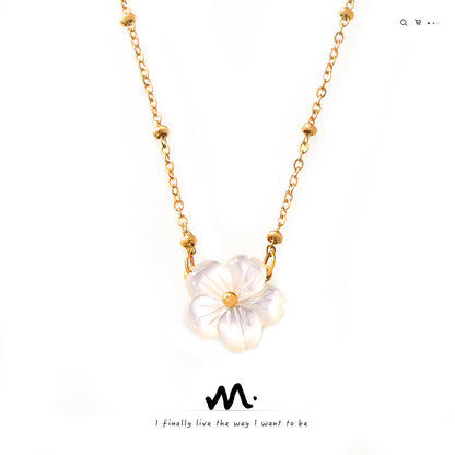 Temperamental Cold Style Necklace White Sea Shell Flowers