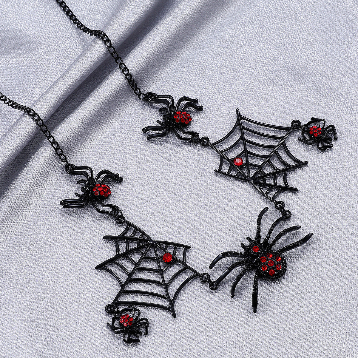 Halloween Spider And Spider Web Necklace Personality Clavicle Necklace Fashion Jewelry Accessories