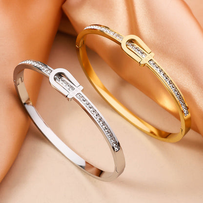 Exquisite Stainless Steel Fashion Bracelet