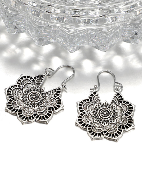 Vintage Ethnic Metal Cutout Floral Flower Earrings Bohemian Carved Earrings