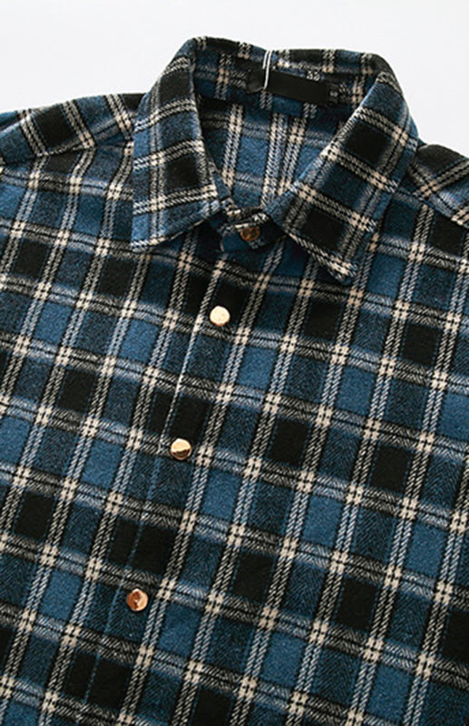 **Men's Casual Plaid Button-Down Shirt**