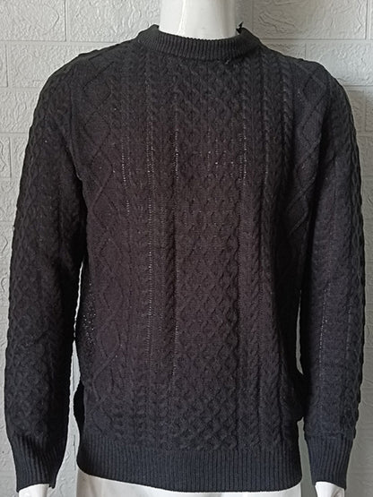 Men's round neck pullover knitted cable sweater